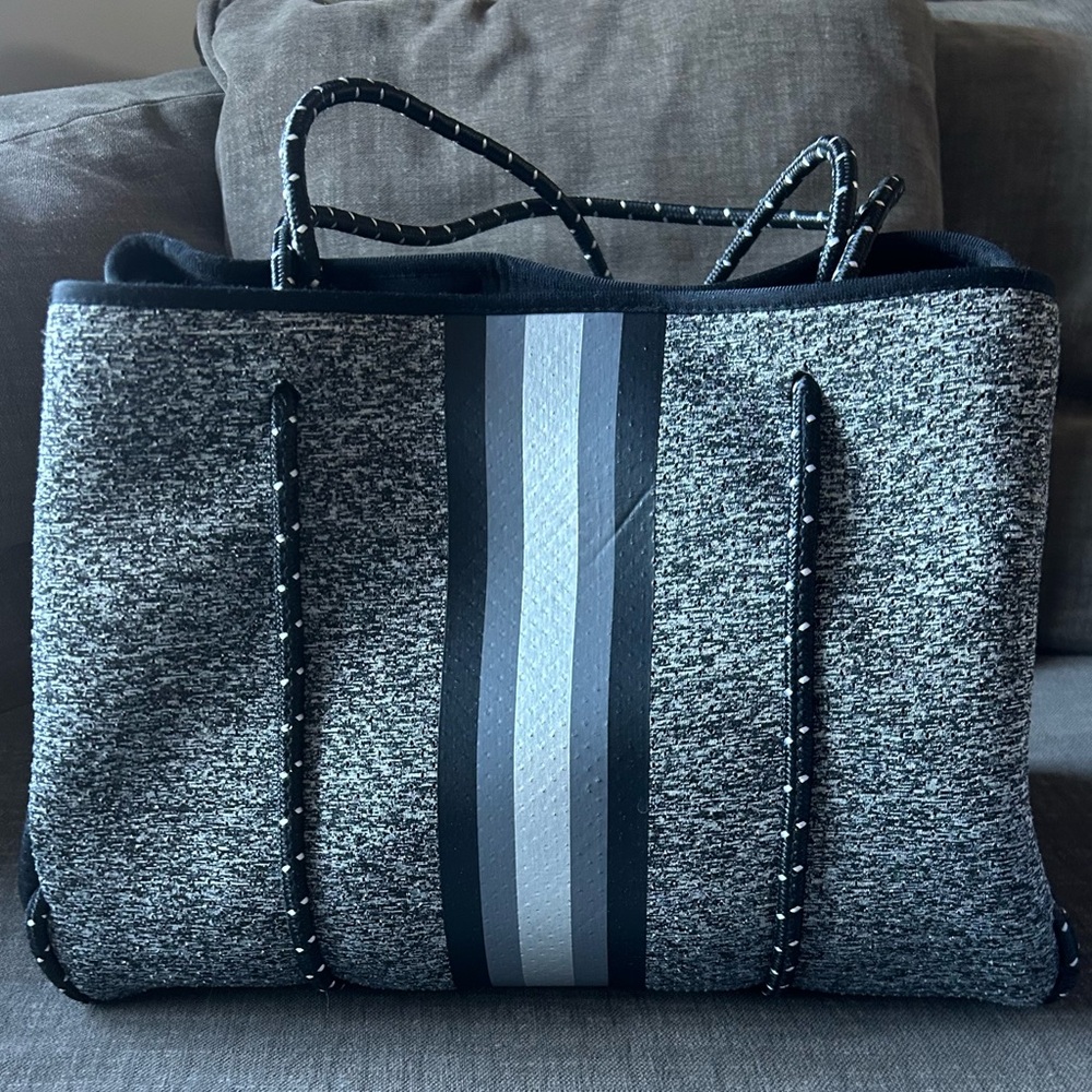 HAUTE SHORE Gray and Black Tote Bag